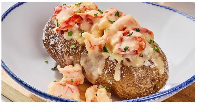 Creamy Lobster Baked Potato